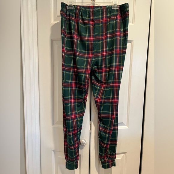 2 Pc X-Mas PJ Set🎄 by PJ PLACE - Red & Green Plaid Jogger Style Pants & Red Top - Picture 8 of 11